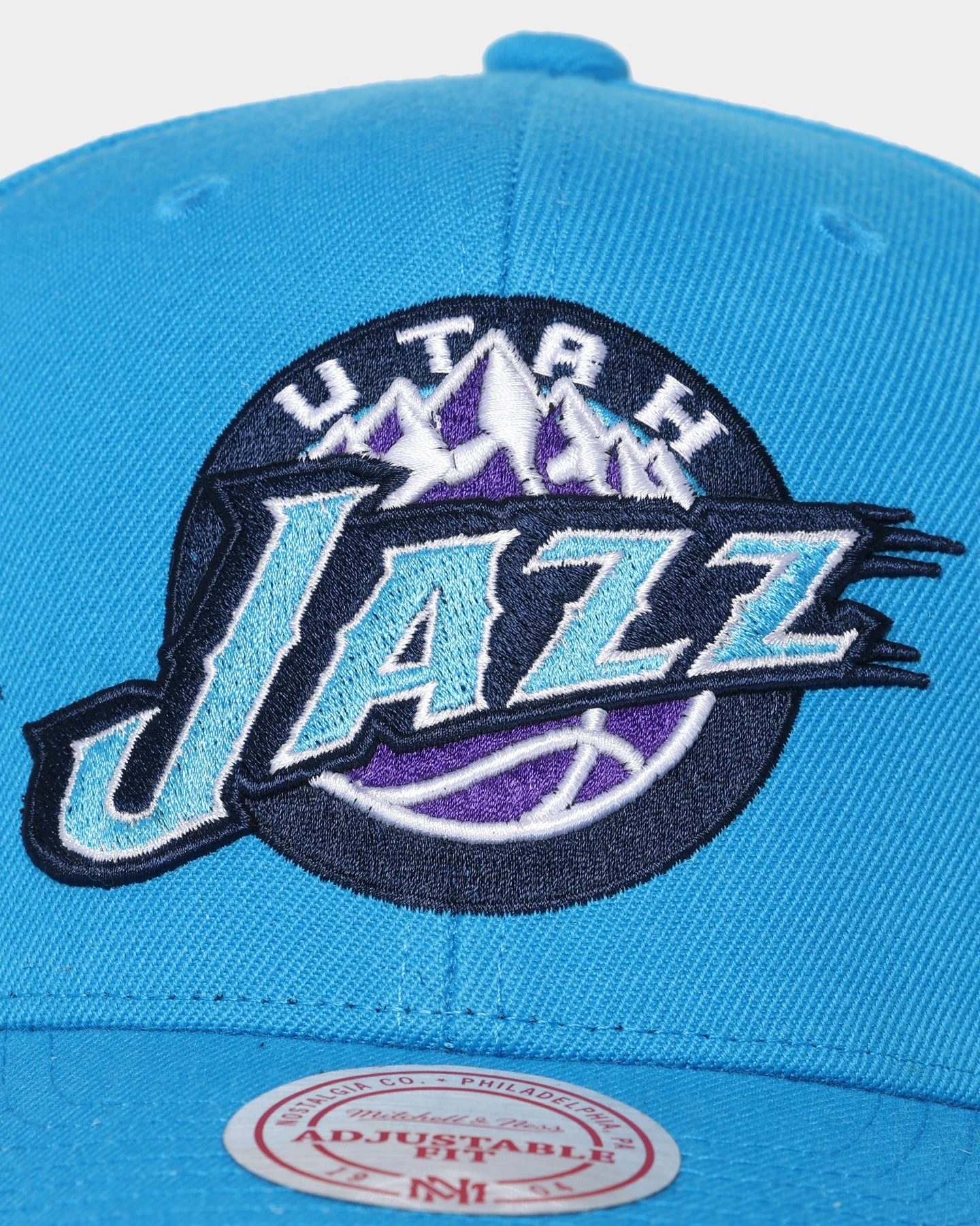 Mitchell & Ness Utah Jazz 'Highway' Pro Crown Snapback Light Blue 8 Mitchell & Ness Utah Jazz 'Highway' Pro Crown Snapback Light Blue - Image 6