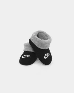 Nike Futura Three-Piece Infant Set Black 11 Nike Futura Three-Piece Infant Set Black -Fashion Clothing Store 02013026 YB001 default 000040