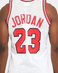 Mitchell & Ness Authentic Chicago Bulls #23 84'-85' Michael Jordan Jersey White -Fashion Clothing Store 02024311 YW100 mens 0051