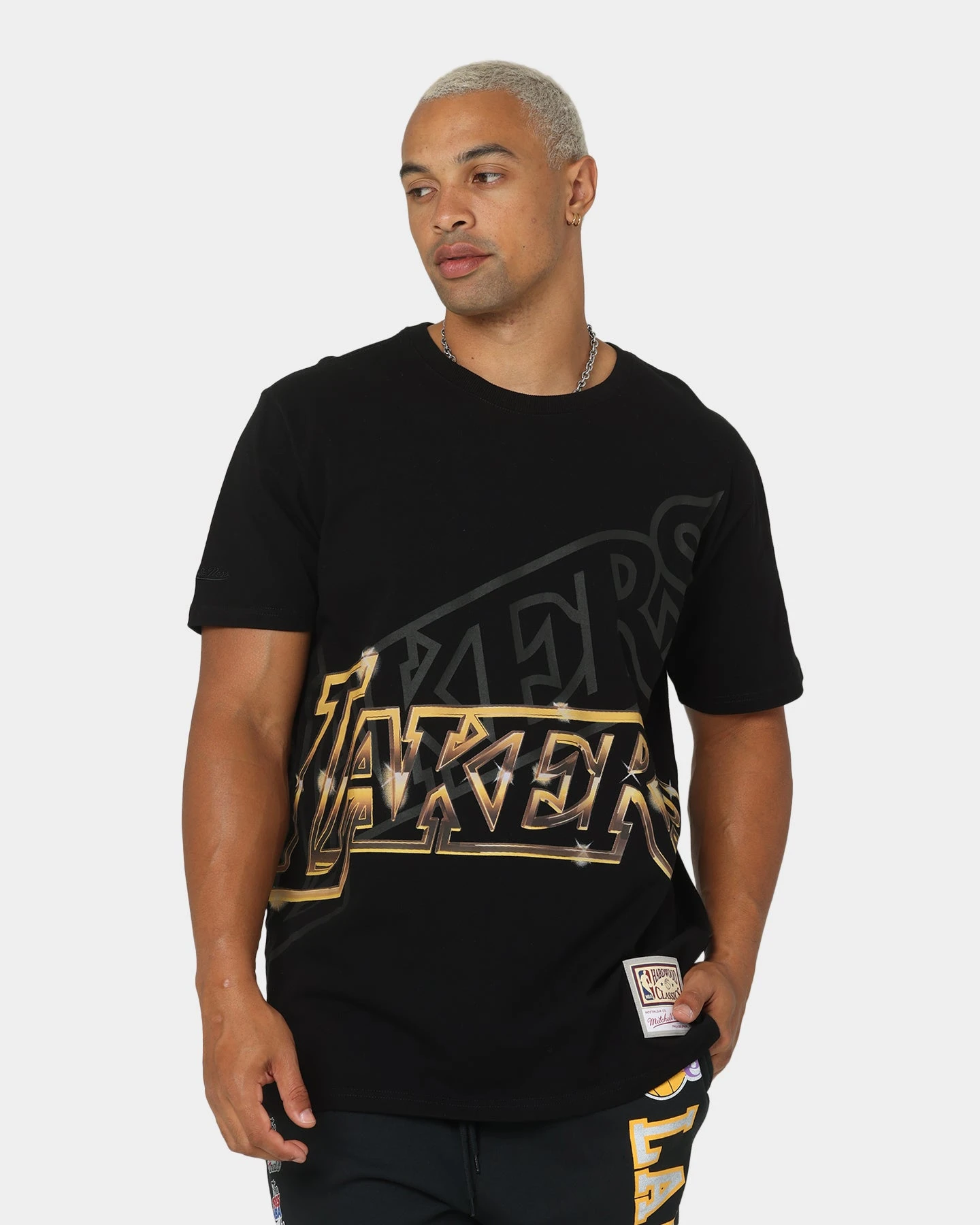 Mitchell & Ness Los Angeles Lakers Big Face 4.0 Short Sleeve T-Shirt Black 3 Mitchell & Ness Los Angeles Lakers Big Face 4.0 Short Sleeve T-Shirt Black