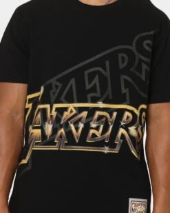Mitchell & Ness Los Angeles Lakers Big Face 4.0 Short Sleeve T-Shirt Black 11 Mitchell & Ness Los Angeles Lakers Big Face 4.0 Short Sleeve T-Shirt Black -Fashion Clothing Store 02035348 YB001 mens 0030