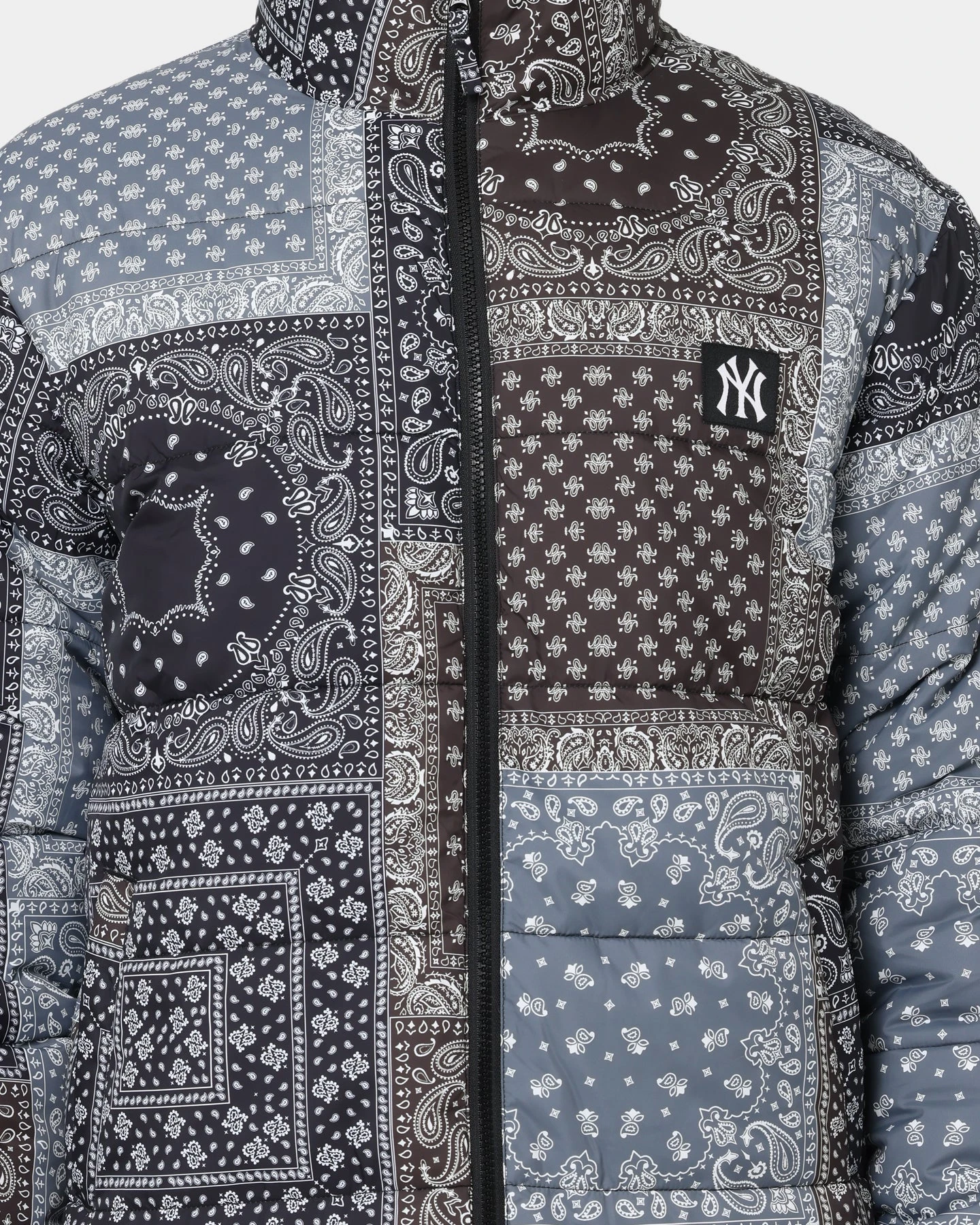 Majestic Athletic New York Yankees Bandana Paisley Jacket Tonal Aop Paisley 6 Majestic Athletic New York Yankees Bandana Paisley Jacket Tonal Aop Paisley - Image 4