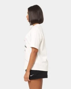 Jordan Women's Artist Series Graphic T-Shirt Sail -Fashion Clothing Store 02041425 YS036 womens 060