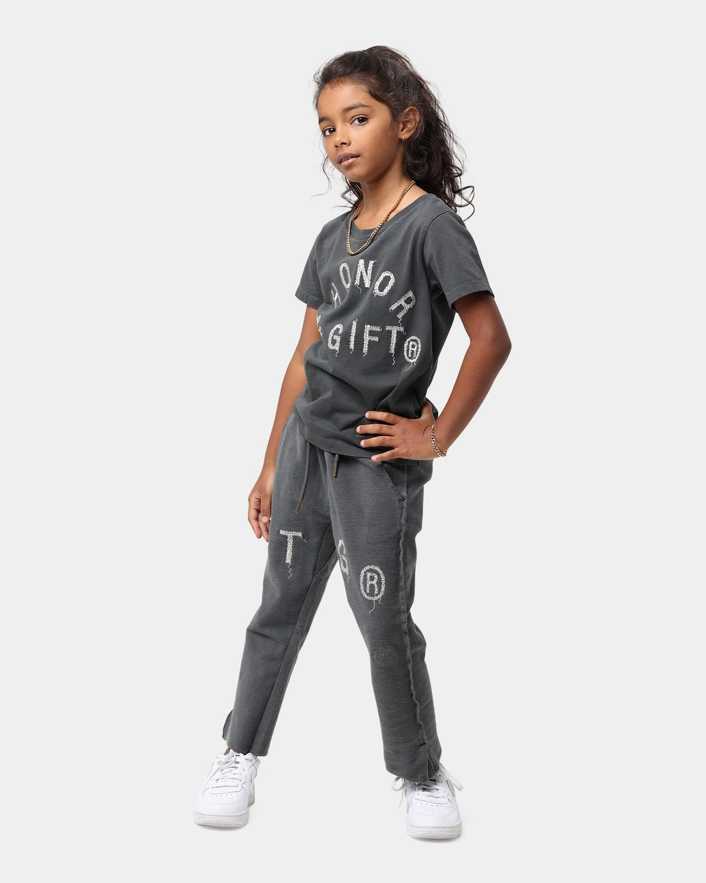 Honor The Gift Kids' Holiday Weathered Sweat Pants Black 6 Honor The Gift Kids' Holiday Weathered Sweat Pants Black - Image 4