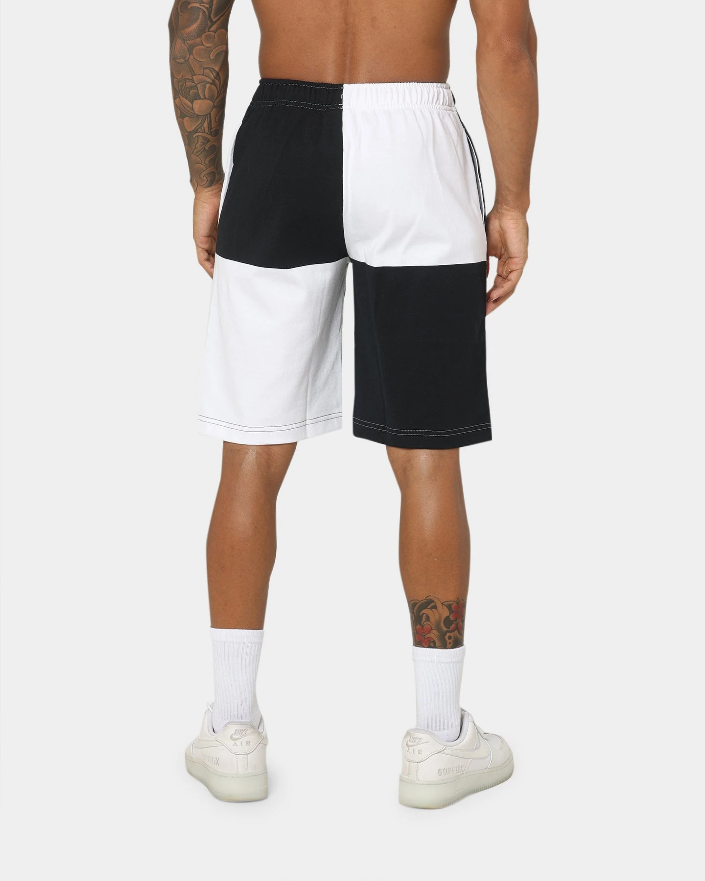 Canterbury Harlequin Striped 9 Shorts Black/White 6 Canterbury Harlequin Striped 9 Shorts Black/White - Image 4