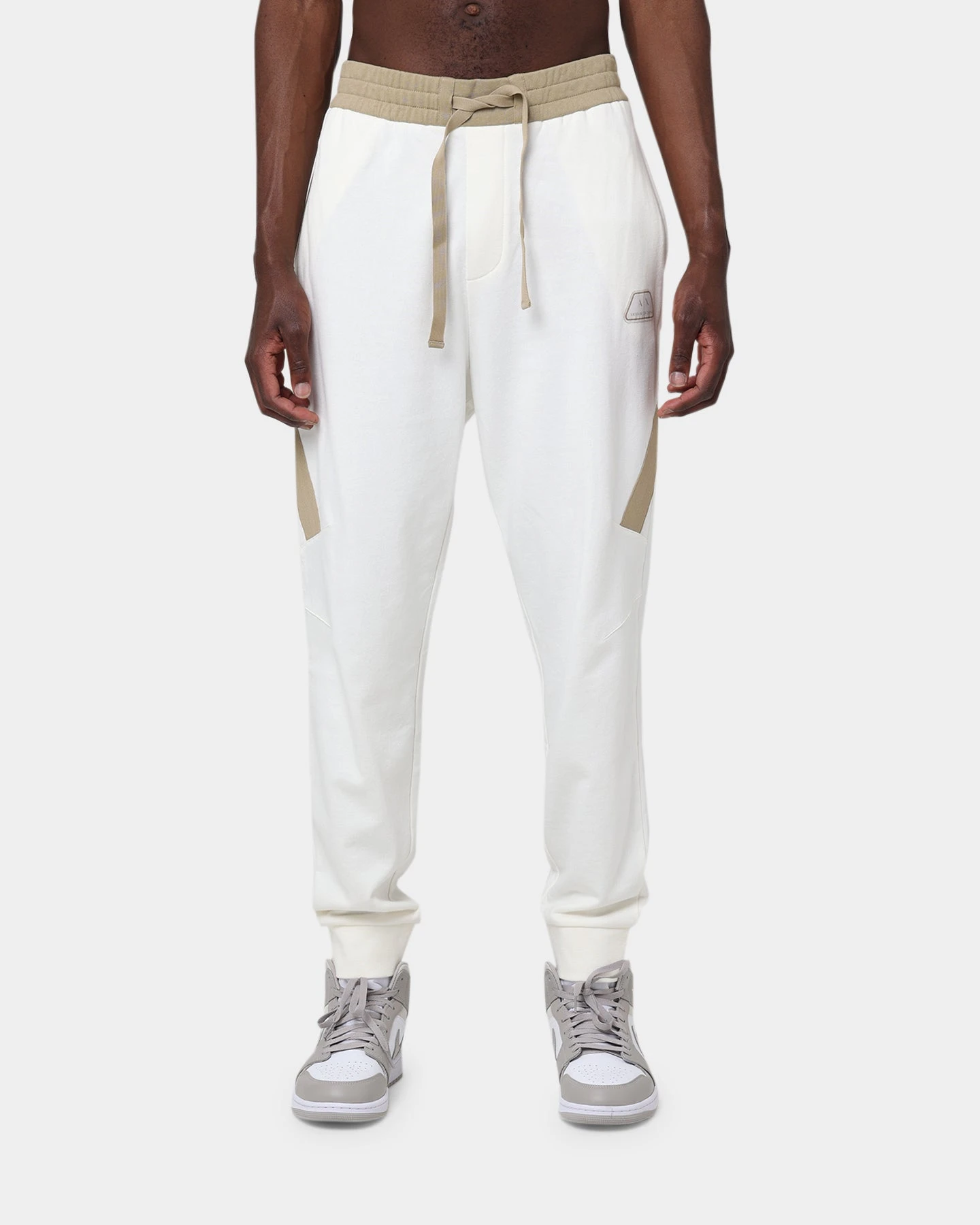 Armani Exchange Pantaloni Sweat Pants Cannoli/Tree House 5 Armani Exchange Pantaloni Sweat Pants Cannoli/Tree House - Image 3