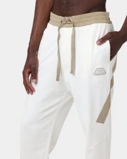 Armani Exchange Pantaloni Sweat Pants Cannoli/Tree House 15 Armani Exchange Pantaloni Sweat Pants Cannoli/Tree House -Fashion Clothing Store 03008345 YC448 mens 0070