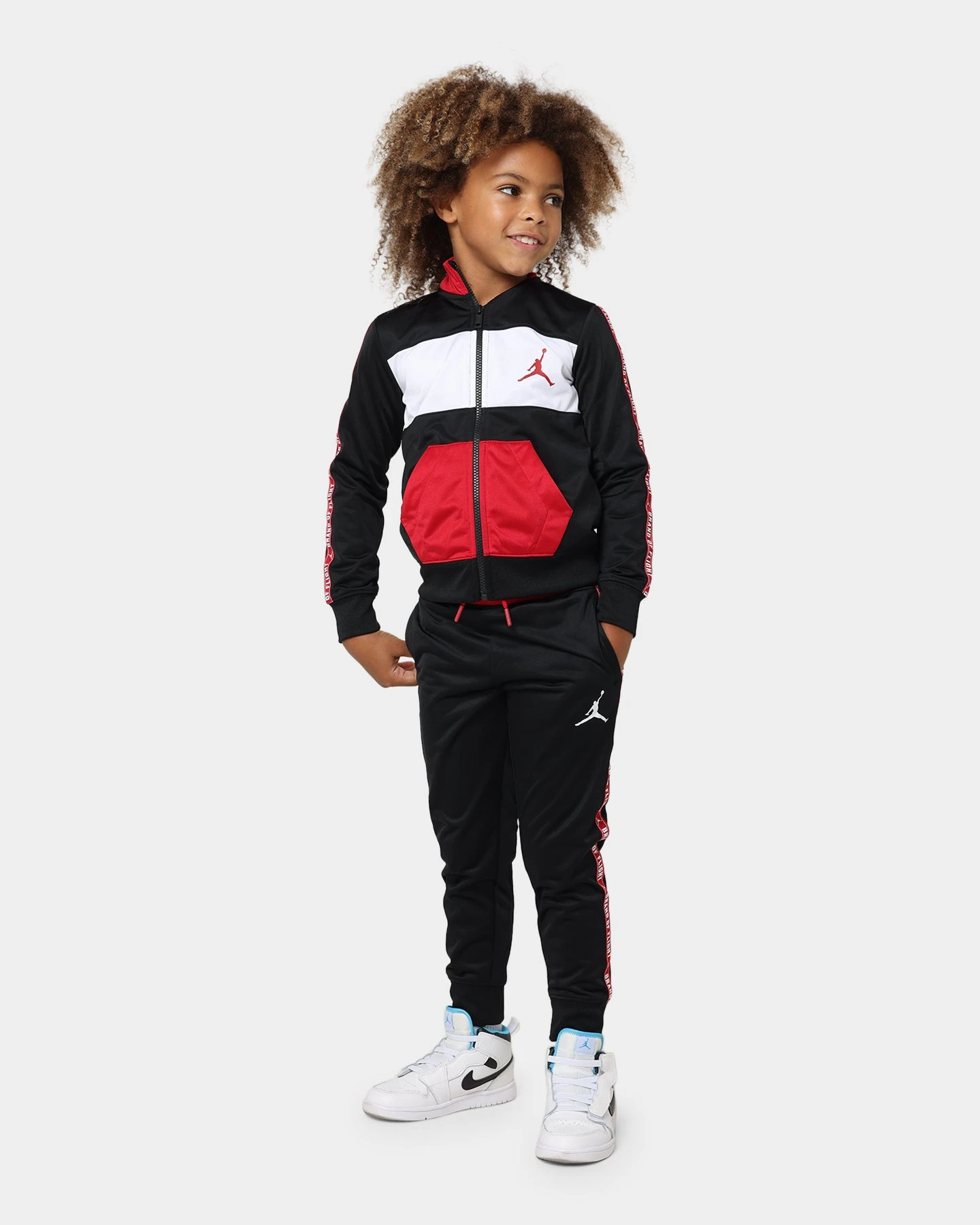 Jordan Kids' Jumpman Track Pants Black/Gym Red 4 Jordan Kids' Jumpman Track Pants Black/Gym Red - Image 2