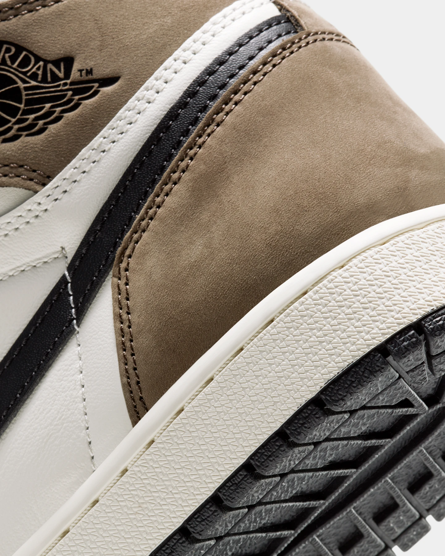 Jordan Air Jordan 1 High OG "Dark Mocha" Sail/Black/Dark Mocha 10 Jordan Air Jordan 1 High OG "Dark Mocha" Sail/Black/Dark Mocha - Image 8