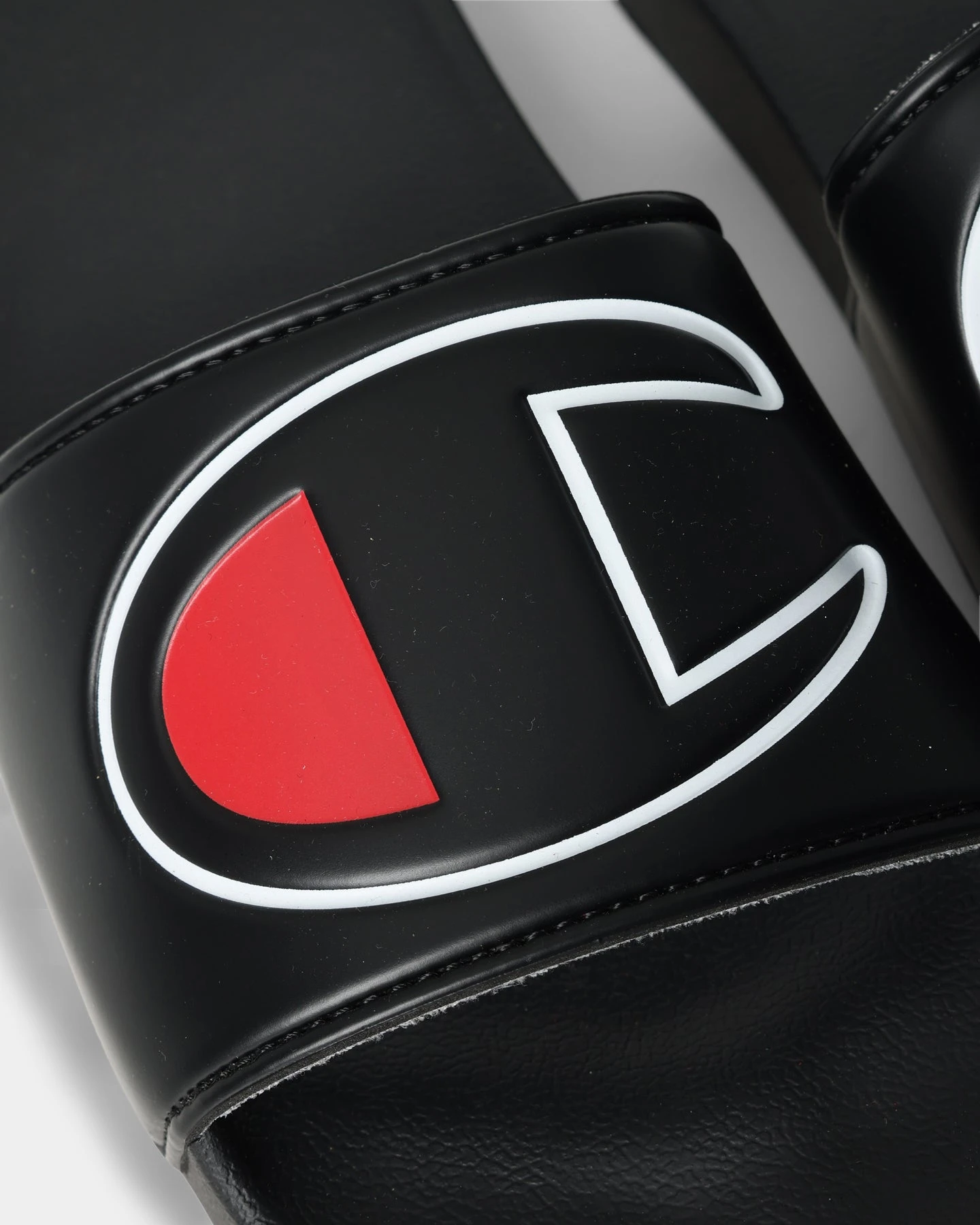 Champion Women's IPO Slide Black 5 Champion Women's IPO Slide Black - Image 3