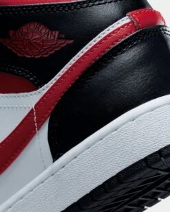 Jordan Kids' Air Jordan 1 Mid (GS) "Bred Toe" Black/Fire Red-White 17 Jordan Kids' Air Jordan 1 Mid (GS) "Bred Toe" Black/Fire Red-White -Fashion Clothing Store 05008971 YD164 default 0080