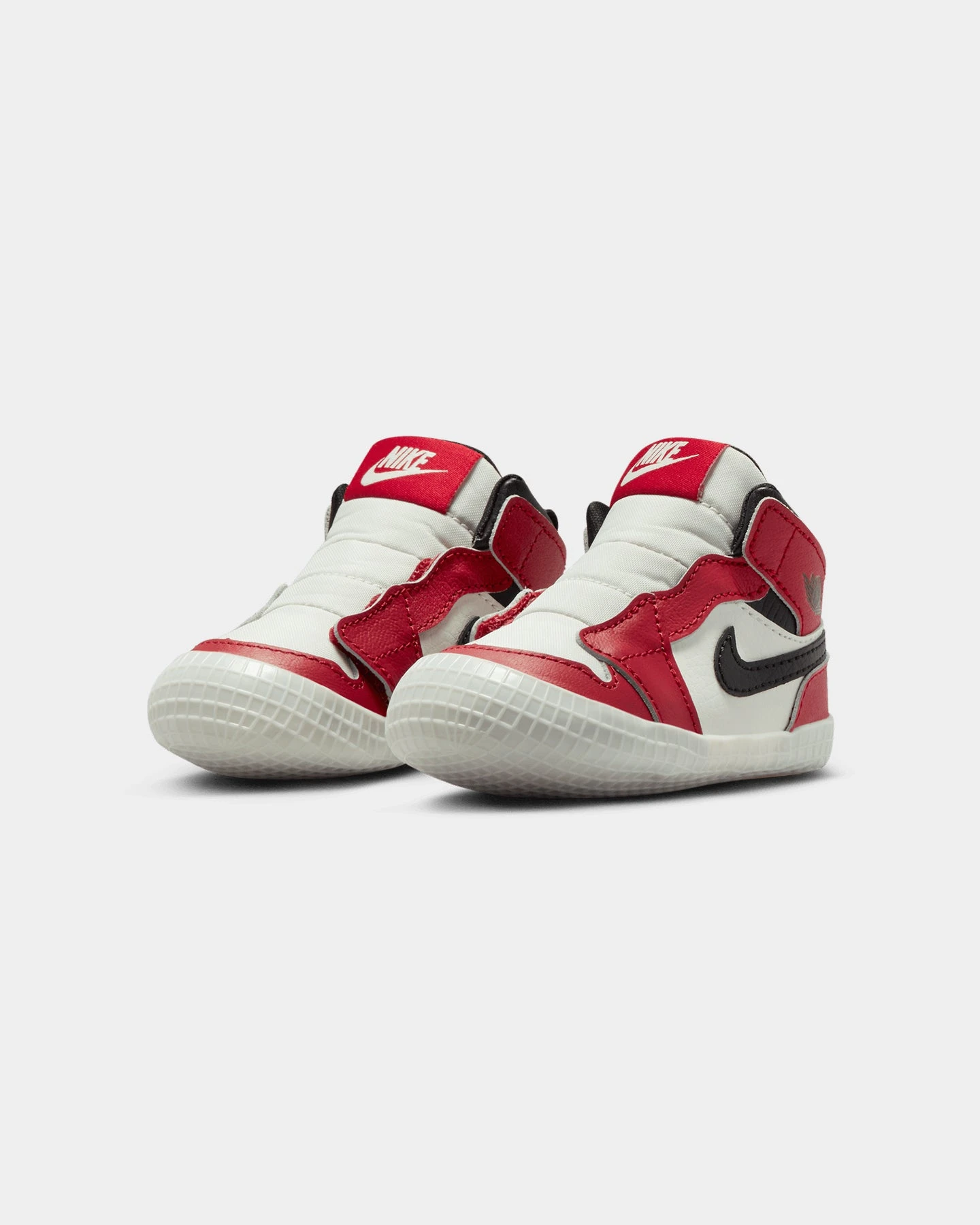 Jordan Infants' Jordan 1 Varsity Red/Black 4 Jordan Infants' Jordan 1 Varsity Red/Black - Image 2
