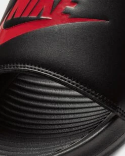 Nike Victori One Slides Black/Black/University Red 9 Nike Victori One Slides Black/Black/University Red -Fashion Clothing Store 05009600 YD381 default 0040