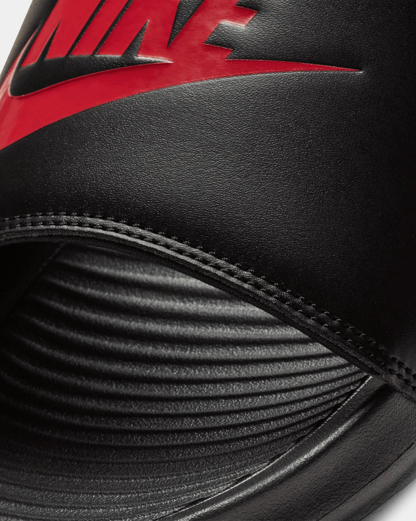 Nike Victori One Slides Black/Black/University Red 6 Nike Victori One Slides Black/Black/University Red - Image 4