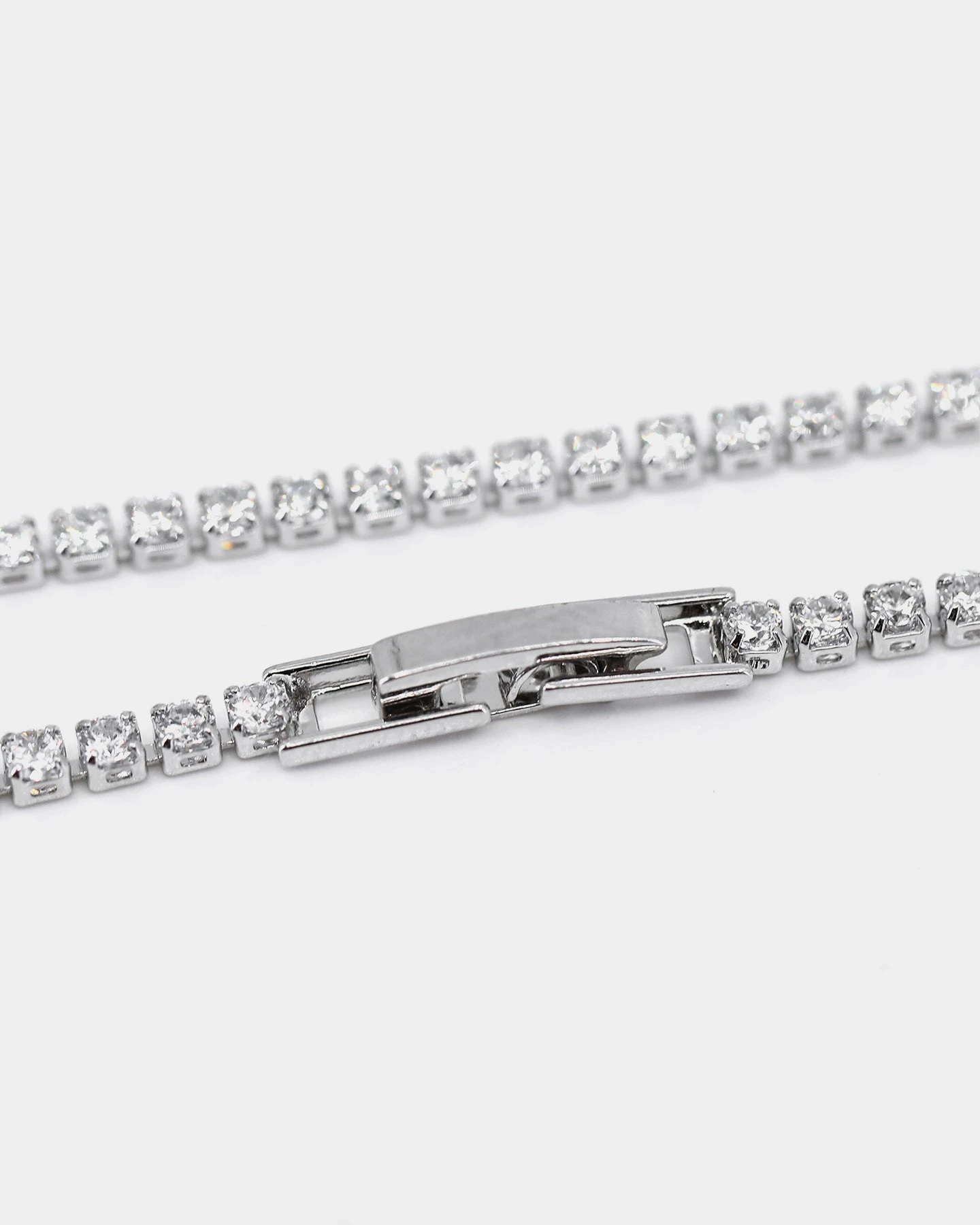 Saint Morta Micro 24" Tennis Necklace White Gold 8 Saint Morta Micro 24" Tennis Necklace White Gold - Image 6