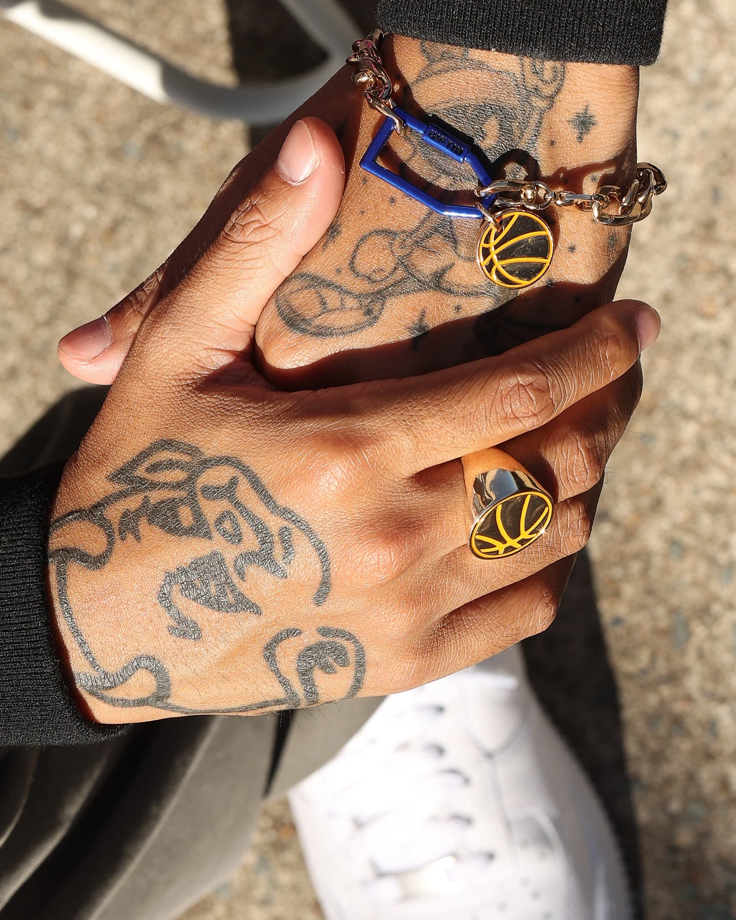 Wild For The Weekend Slam Dunk Basketball Ring (Large) Gold 4 Wild For The Weekend Slam Dunk Basketball Ring (Large) Gold - Image 2