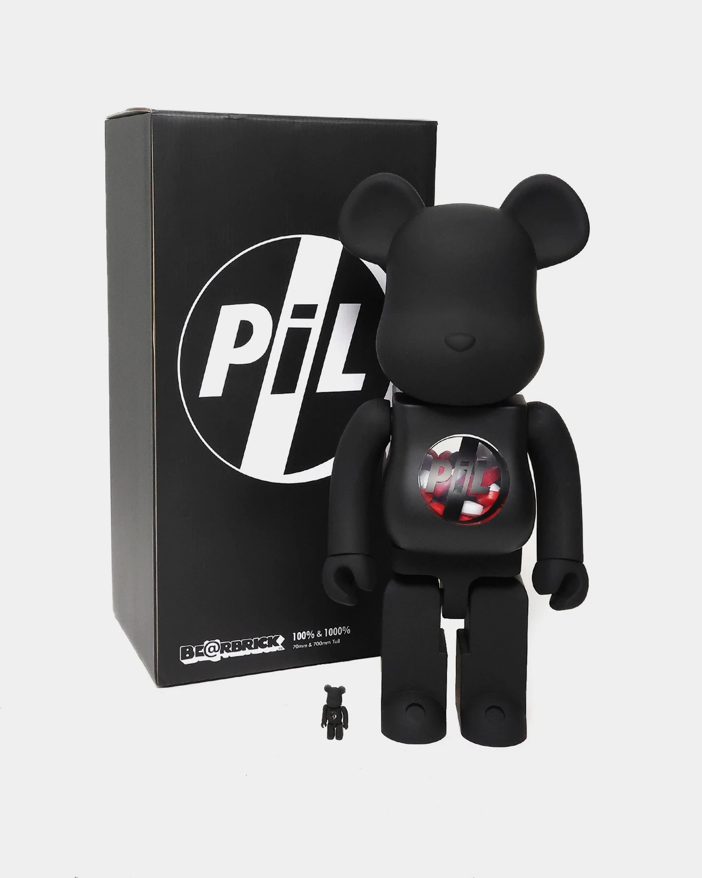 Medicom Toy Be@rbrick X PiL 1000% & 100% Collectible Set Black 4 Medicom Toy Be@rbrick X PiL 1000% & 100% Collectible Set Black - Image 2