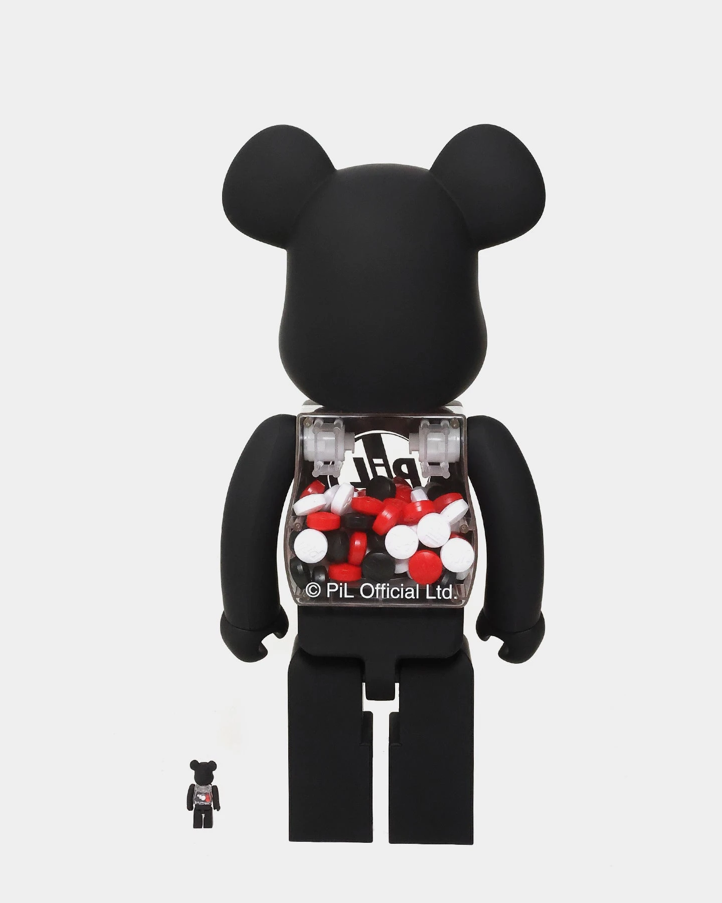 Medicom Toy Be@rbrick X PiL 1000% & 100% Collectible Set Black 6 Medicom Toy Be@rbrick X PiL 1000% & 100% Collectible Set Black - Image 4