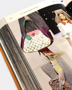 Brumby Sunstate Louis Vuitton Catwalk Book Multi-coloured -Fashion Clothing Store 06008406 YM010 default 00060