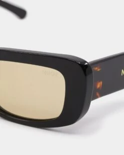 NUQE Marker Sunglasses Black/Brown -Fashion Clothing Store 06009041 YB013 default 00050 89f5ed19 2aa5 452f bd20 9557e734f47e