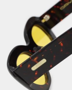 NUQE Daytona Sunglasses Tortoise/Yellow 17 NUQE Daytona Sunglasses Tortoise/Yellow -Fashion Clothing Store 06009272 YT507 default 0040 2eb3e453 9bca 40e9 854c 03ea3fa2df3a