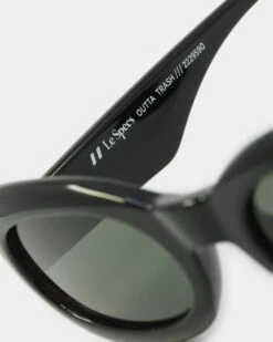 Le Specs Outta Trash Sunglasses Black 16 Le Specs Outta Trash Sunglasses Black -Fashion Clothing Store 06009864 YB001 default 0050 1109c0e1 cc11 4250 a292 402eb778ee15