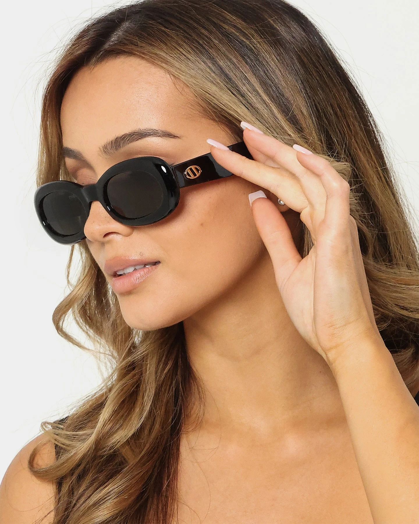 Le Specs Outta Trash Sunglasses Black 5 Le Specs Outta Trash Sunglasses Black - Image 3