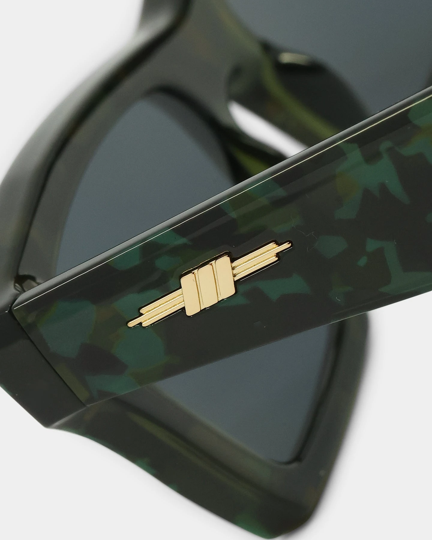 Le Specs Something Sunglasses Forest 8 Le Specs Something Sunglasses Forest - Image 6