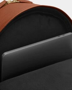 Maison De Sabre The Backpack Walnut Brown -Fashion Clothing Store 06010004 YX434 default 0090 1c009cd0 d43a 4679 9197 8ae5988e5d87