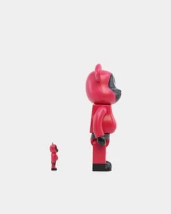 Medicom Toy Be@rbrick X Squid Games Circle Guard 100% & 400% Figure Set Red/Black -Fashion Clothing Store 06010246 YR010 default 0040