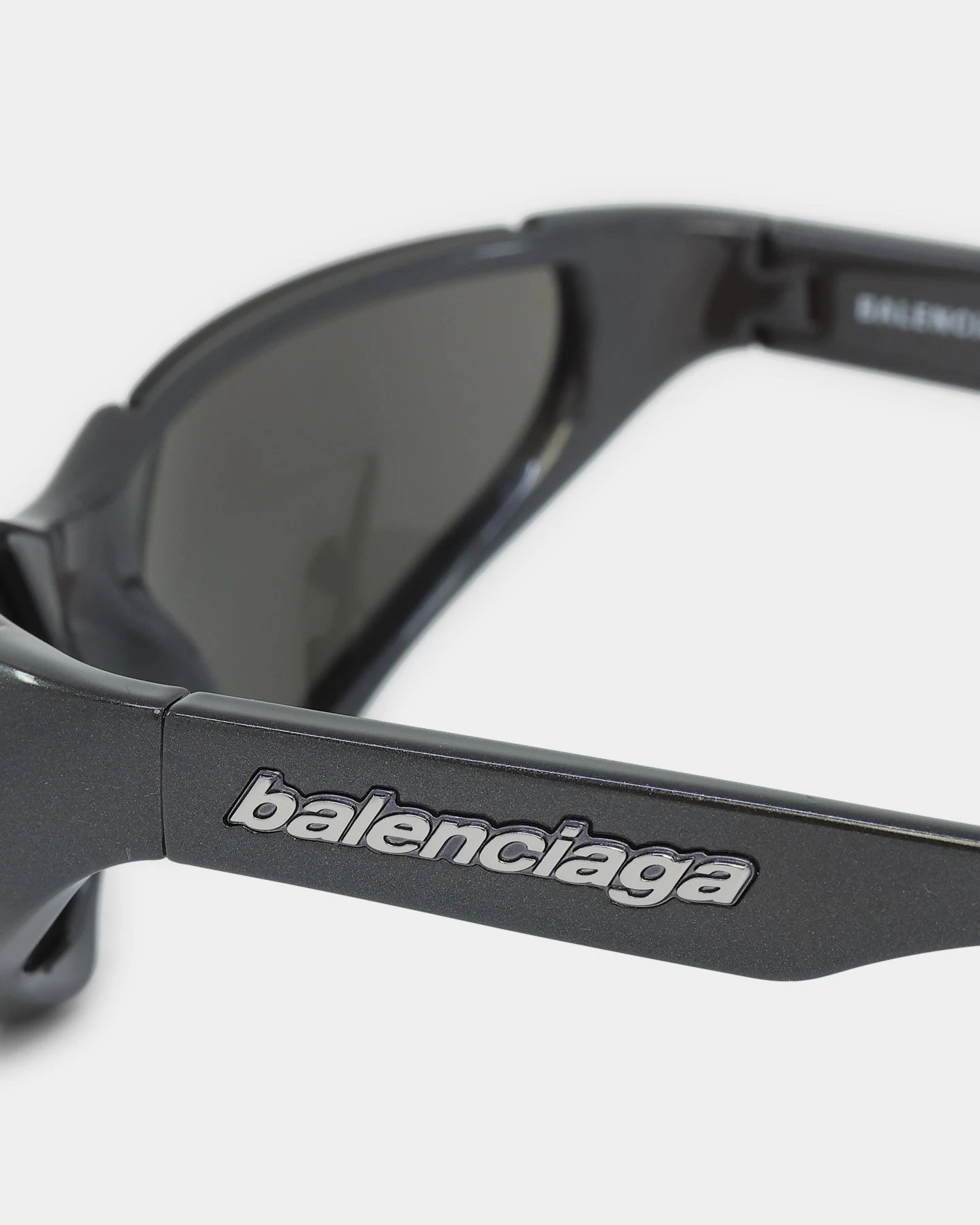 Balenciaga Balengiaga BB0202S002 Sunglasses Silver 9 Balenciaga Balengiaga BB0202S002 Sunglasses Silver - Image 7