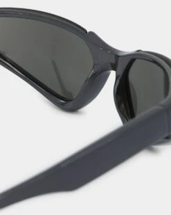 Balenciaga Balengiaga BB0202S002 Sunglasses Silver 20 Balenciaga Balengiaga BB0202S002 Sunglasses Silver -Fashion Clothing Store 06010265 YS001 default 0070 a069c1d4 bb2c 4609 9ea6 14538bb8e791