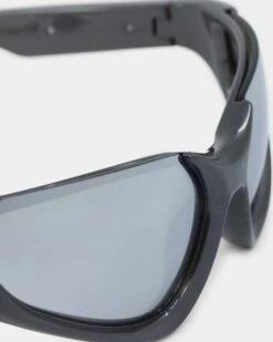 Balenciaga Balengiaga BB0202S002 Sunglasses Silver 21 Balenciaga Balengiaga BB0202S002 Sunglasses Silver -Fashion Clothing Store 06010265 YS001 default 0080 f9d54b7a 2da5 468c be3b c82e1057e90e