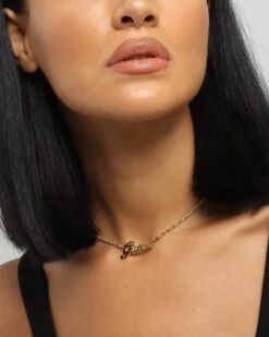 Guess Mainline Women's Lettering 16-18" Choker Necklace Gold