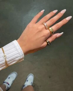 Raising Hell Women's Daisy Bracelet Gold -Fashion Clothing Store 09000070 YG200 default 00015