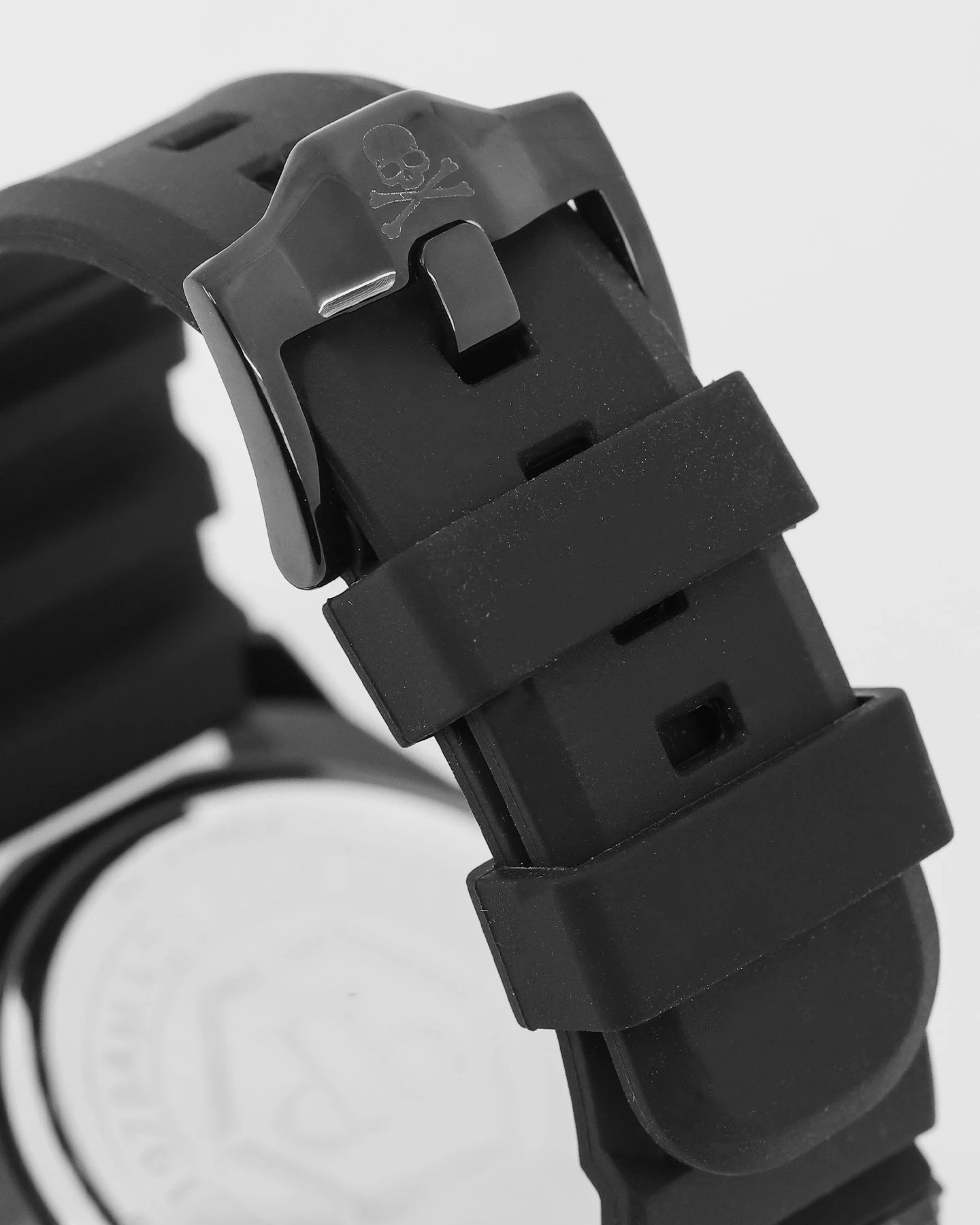 Philipp Plein The $kull Crystal Watch Black/Black 13 Philipp Plein The $kull Crystal Watch Black/Black - Image 11