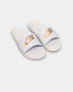 Nike Victori One Slides Summit White/Metallic Gold