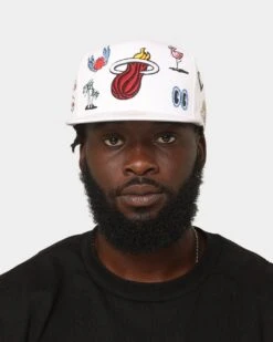 Mitchell & Ness Miami Heat 'Hand Drawn' Original Fit Snapback White 14 Mitchell & Ness Miami Heat 'Hand Drawn' Original Fit Snapback White -Fashion Clothing Store 195563796528 mens 0012