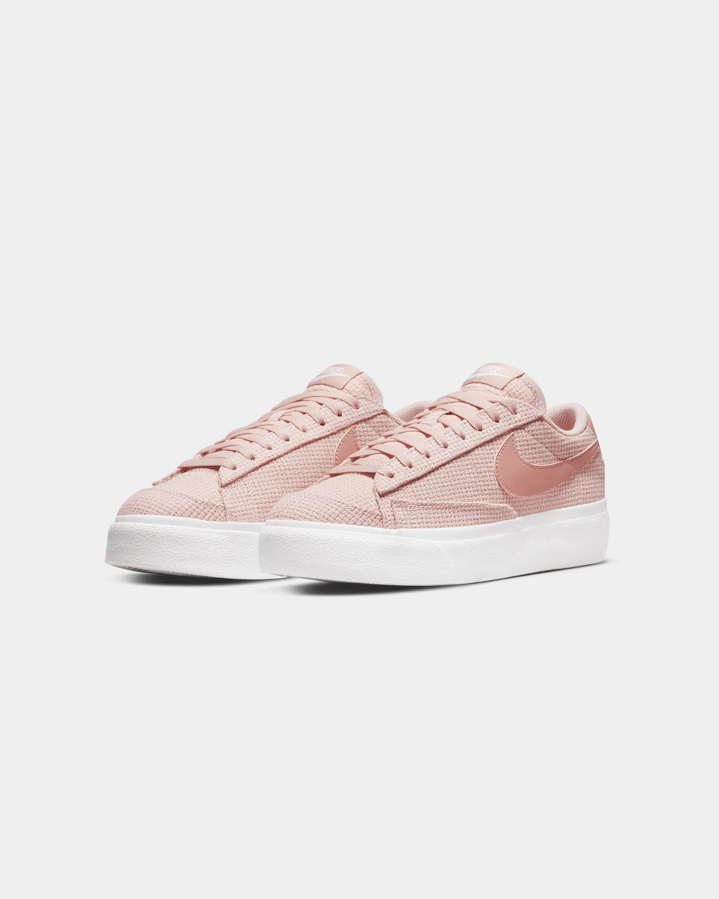 Nike Women's Blazer Low Platform Pink Oxford/Rose 4 Nike Women's Blazer Low Platform Pink Oxford/Rose - Image 2