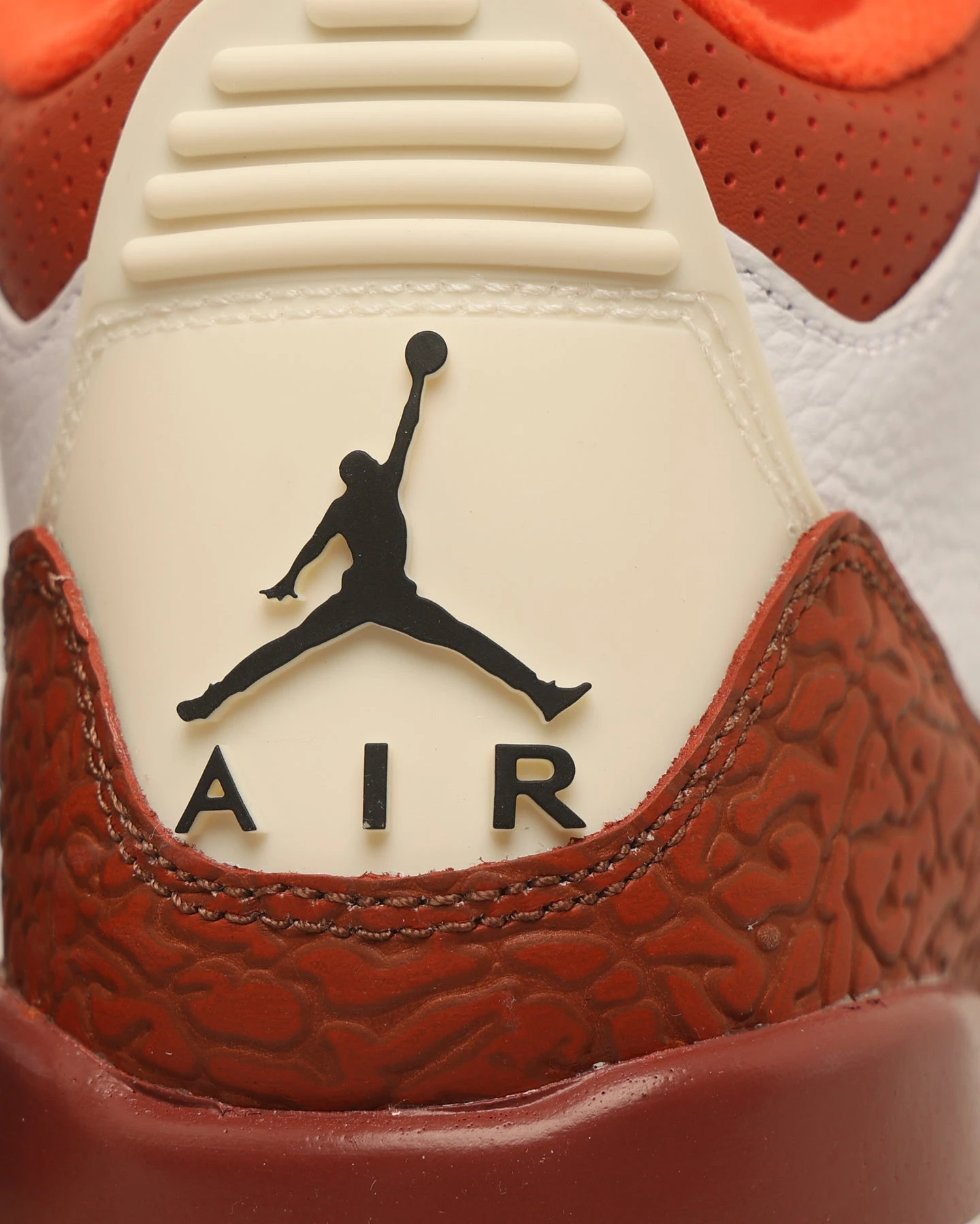Jordan Kids' Air Jordan 3 Retro SE (GS) "Mars Stone" White/Black-Mars-Stone 10 Jordan Kids' Air Jordan 3 Retro SE (GS) "Mars Stone" White/Black-Mars-Stone - Image 8