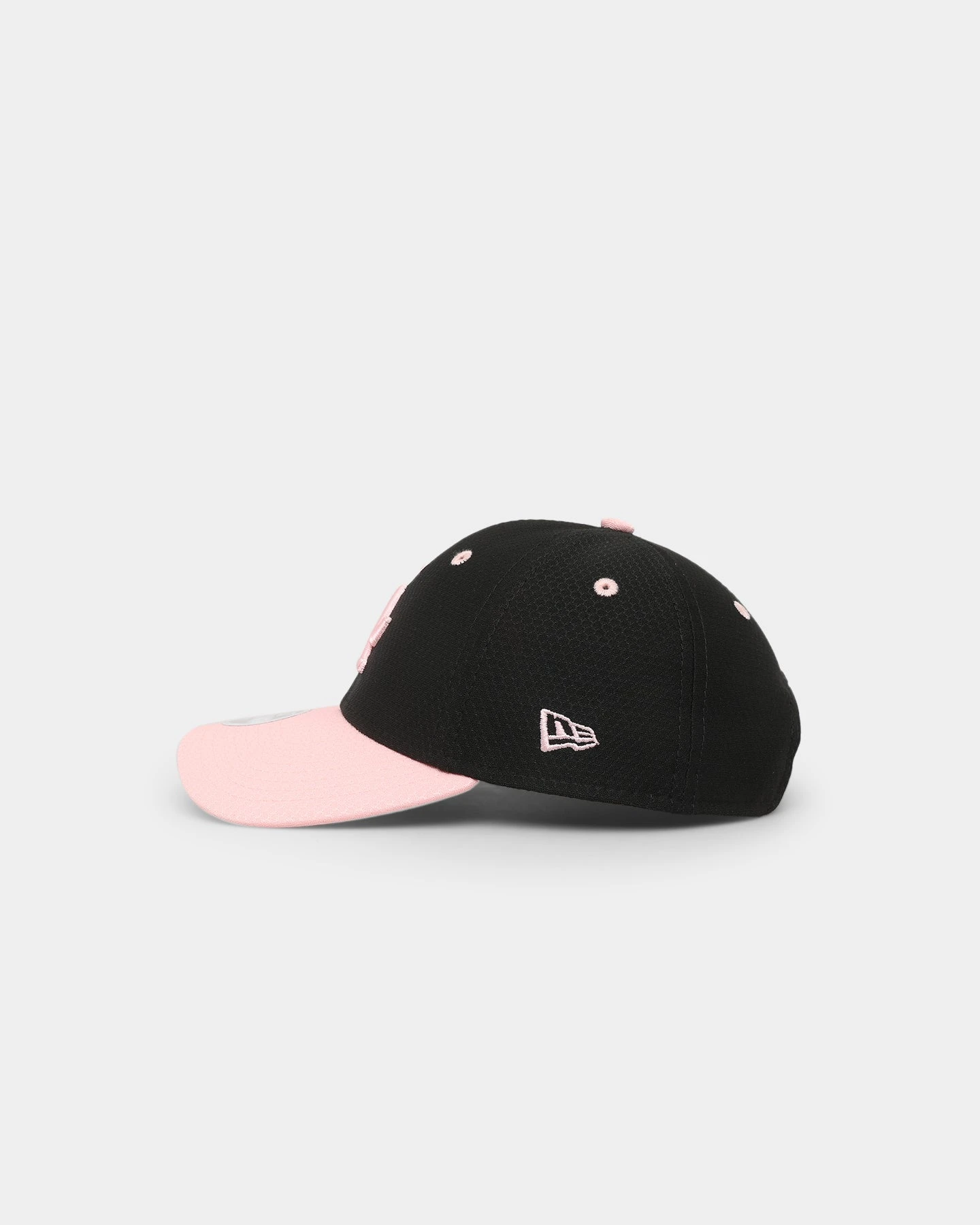 New Era Women's Los Angeles Dodgers 'Black Pink' 9FORTY Casual Strapback Black/Pink 6 New Era Women's Los Angeles Dodgers 'Black Pink' 9FORTY Casual Strapback Black/Pink - Image 4