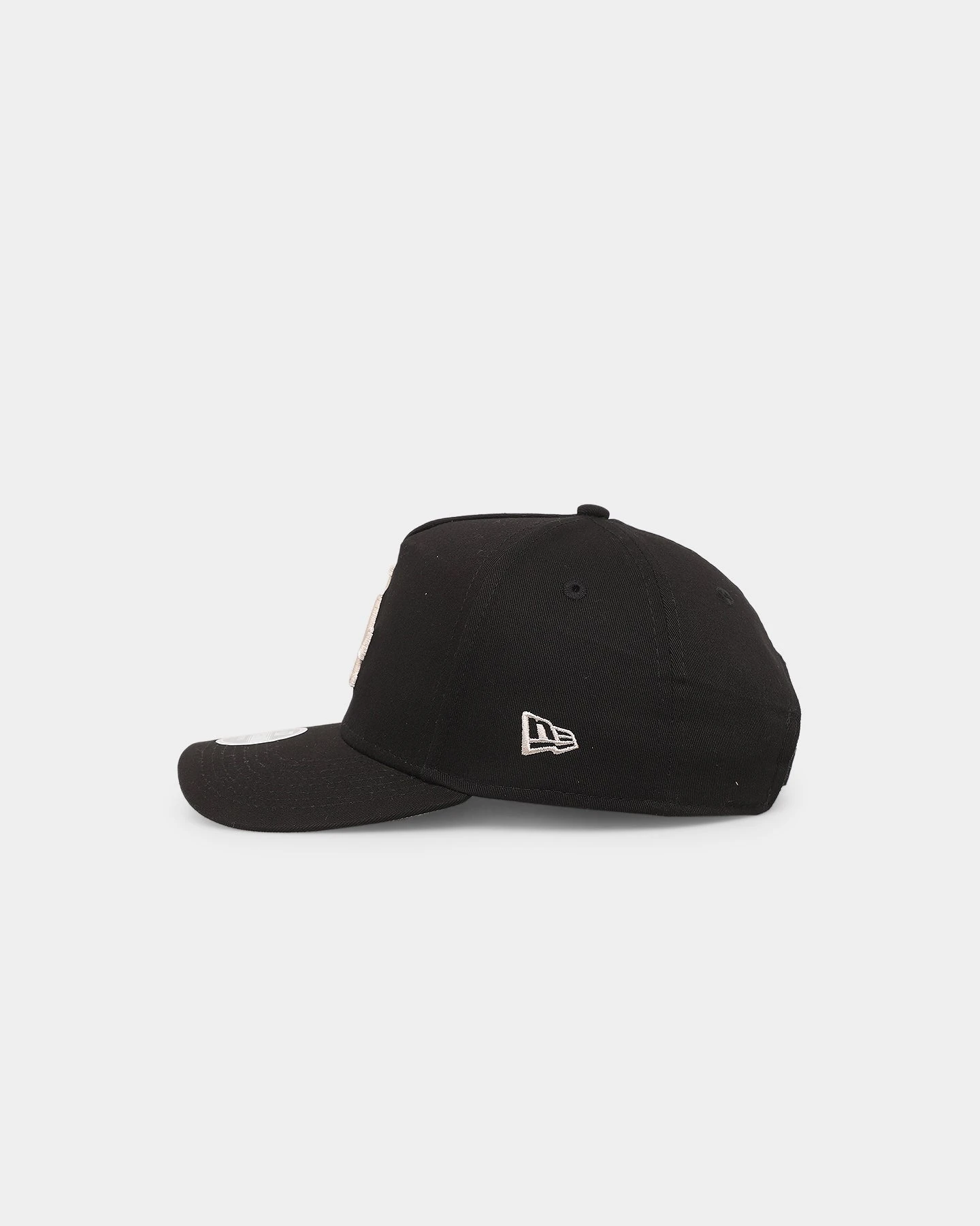 New Era Women's Los Angeles Dodgers 'Black Stone' 9FORTY A-Frame Strapback Black/Stone 6 New Era Women's Los Angeles Dodgers 'Black Stone' 9FORTY A-Frame Strapback Black/Stone - Image 4