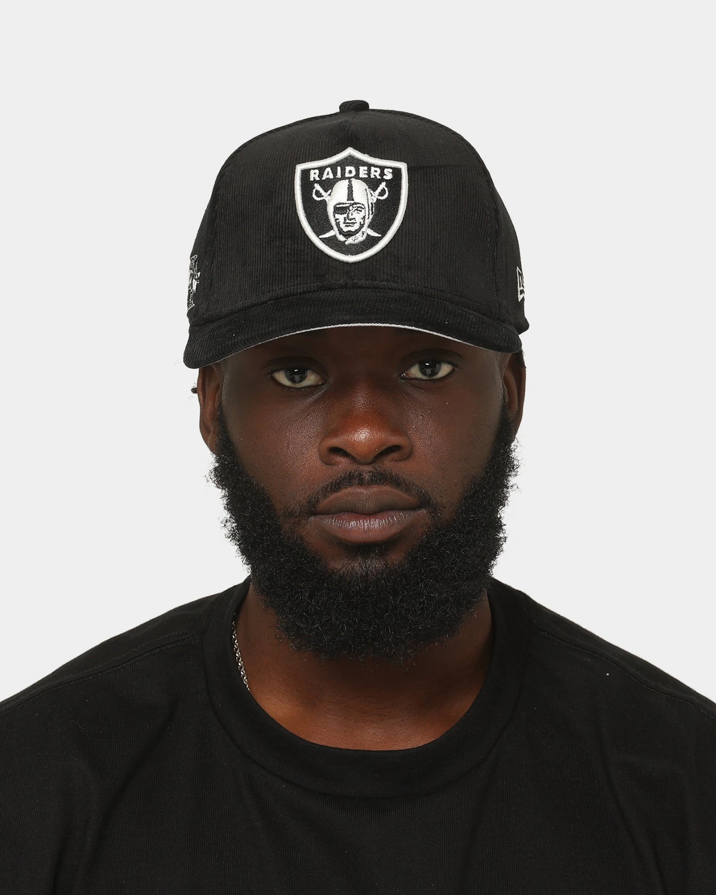 New Era Oakland Raiders 'Classic Corduroy' 9FORTY A-Frame Snapback Black 10 New Era Oakland Raiders 'Classic Corduroy' 9FORTY A-Frame Snapback Black - Image 8