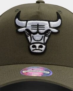 Mitchell & Ness Chicago Bulls 110 Pinch Snapback Olive -Fashion Clothing Store 5056133947823 normal 0024
