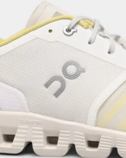 On Running Cloud X Shift Vapor/Acacia 17 On Running Cloud X Shift Vapor/Acacia -Fashion Clothing Store 7630440626916 default 0080